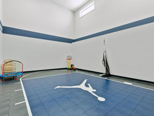 15535 52nd Place N, Minneapolis, MN 55446