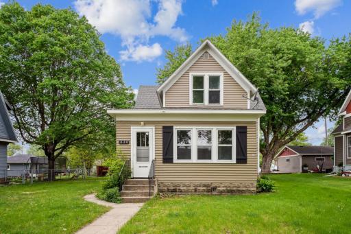 820 1st Avenue, Gibbon, MN 55335