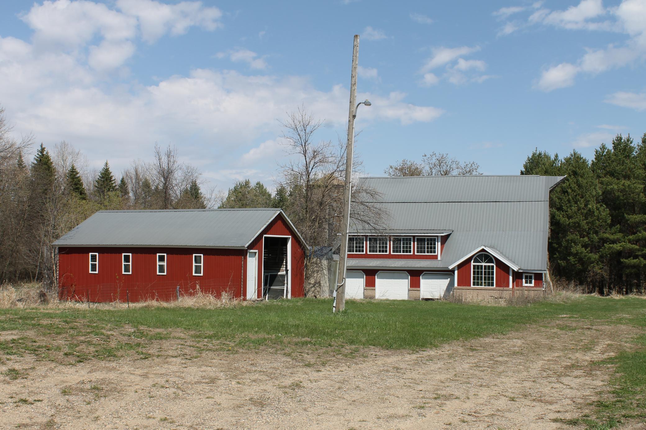 Barn & Shed