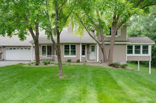 14716 Oak Run Lane, Burnsville, MN 55306