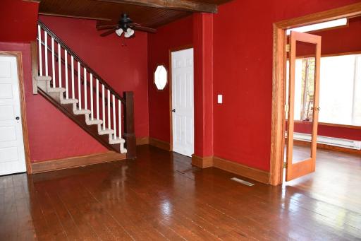 1005 Elizabeth Avenue N, Thief River Falls, MN 56701