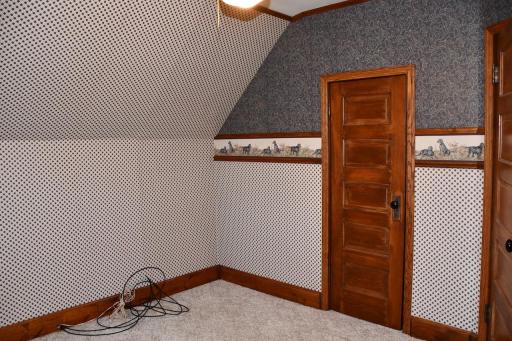1005 Elizabeth Avenue N, Thief River Falls, MN 56701