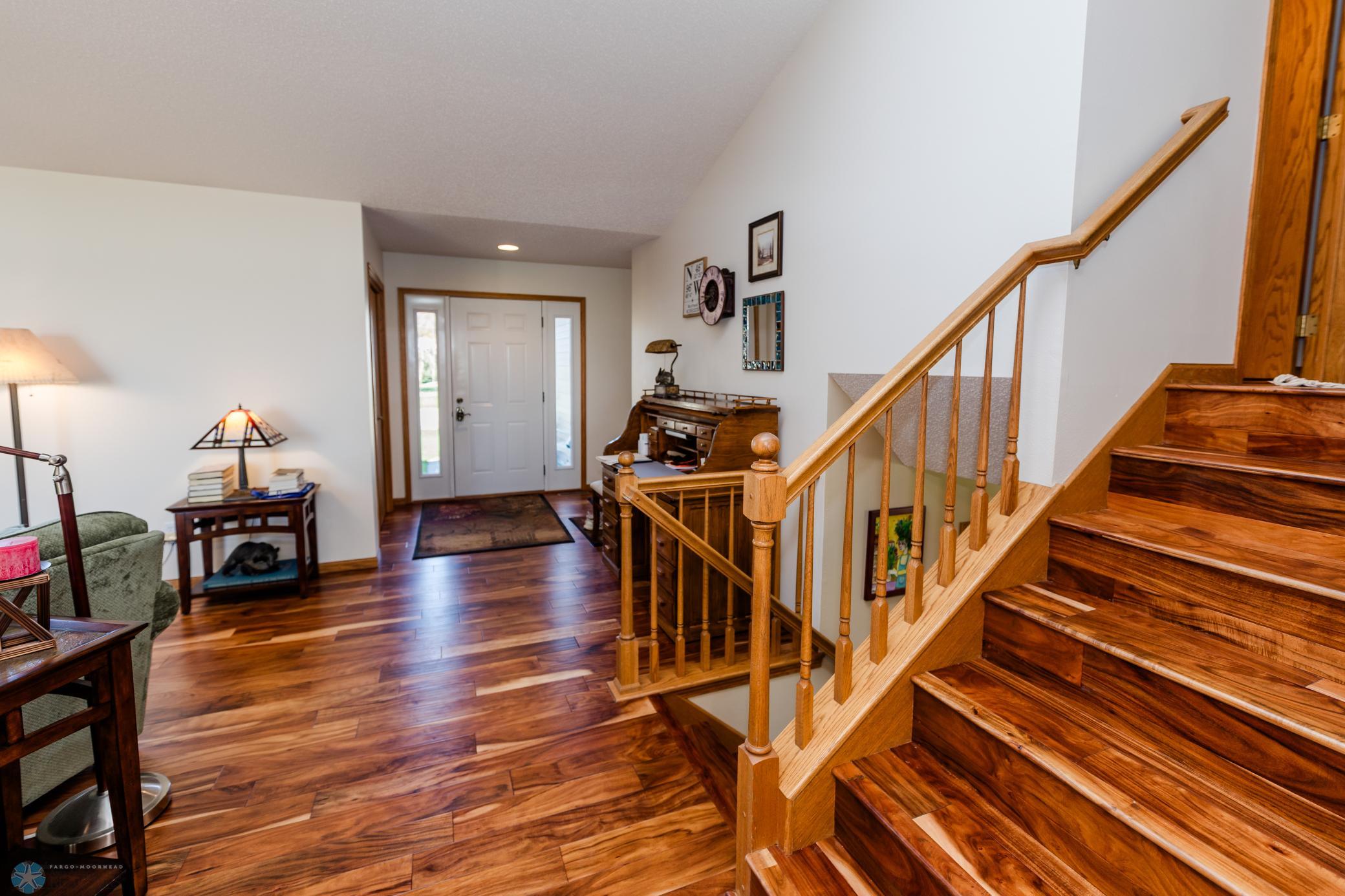 Steps to the Upper Level (3 Bedrooms)