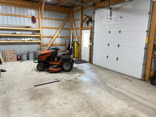 10405 Vista Trail NW, Evansville, MN 56326