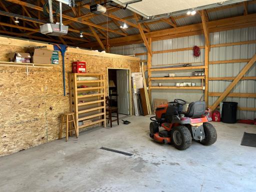 10405 Vista Trail NW, Evansville, MN 56326