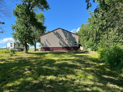 10405 Vista Trail NW, Evansville, MN 56326
