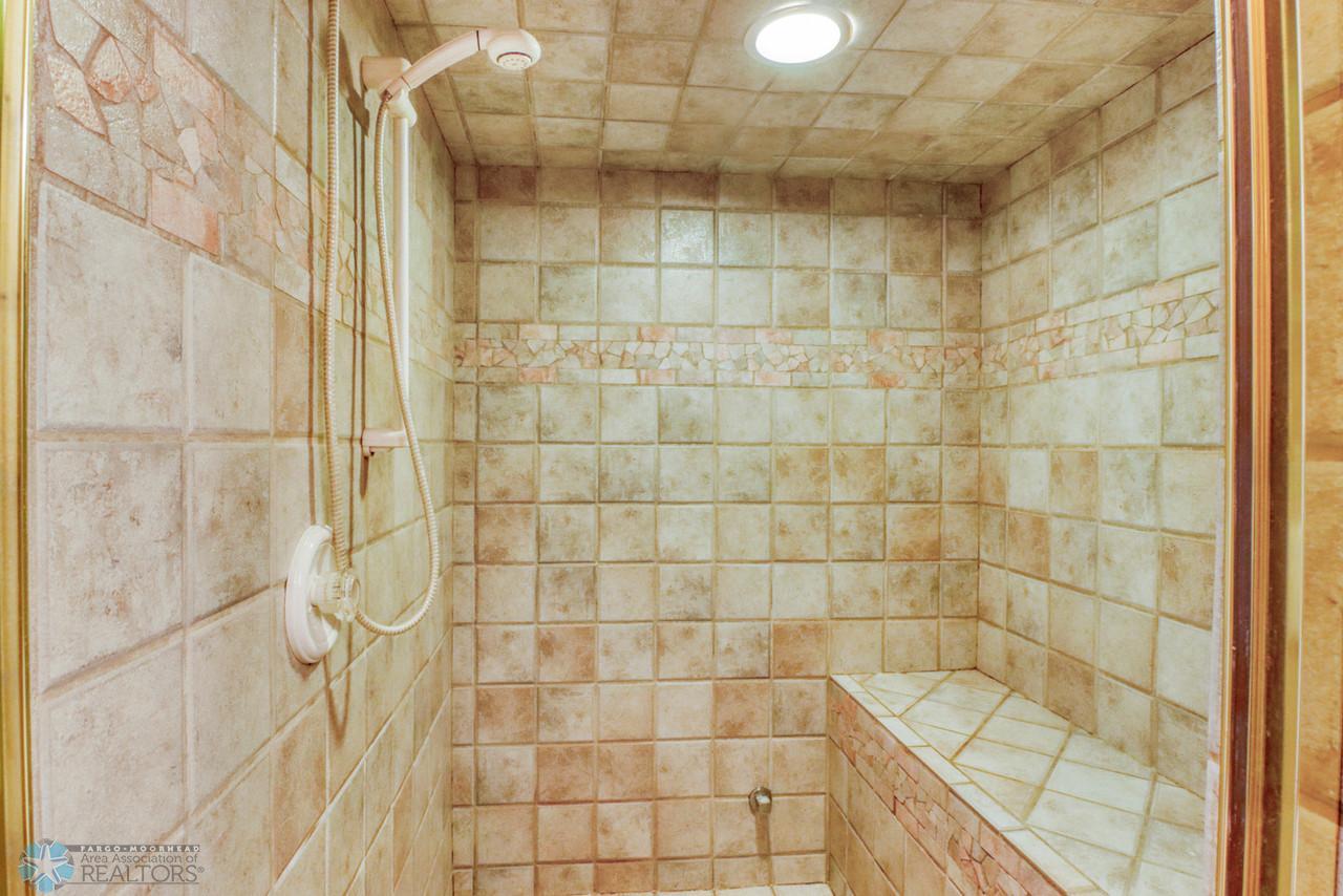 44Basement Bathroom1_2-1280.JPG