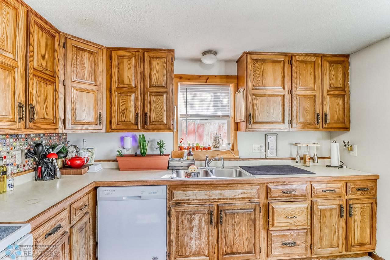 10Kitchen1_4-1280.jpg