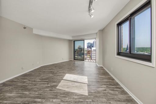 26 10th Street W, 1701, Saint Paul, MN 55102