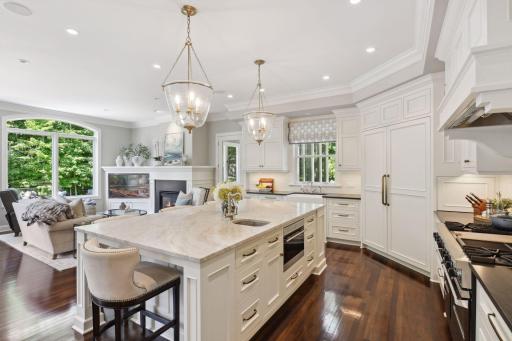 18688 Saint Mellion Place, Eden Prairie, MN 55347