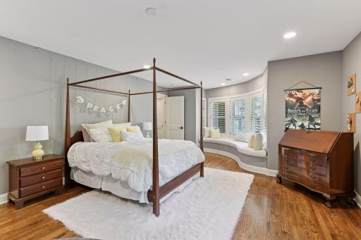 18688 Saint Mellion Place, Eden Prairie, MN 55347