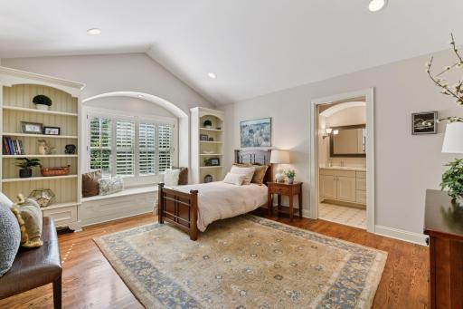 18688 Saint Mellion Place, Eden Prairie, MN 55347