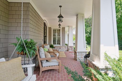 18688 Saint Mellion Place, Eden Prairie, MN 55347