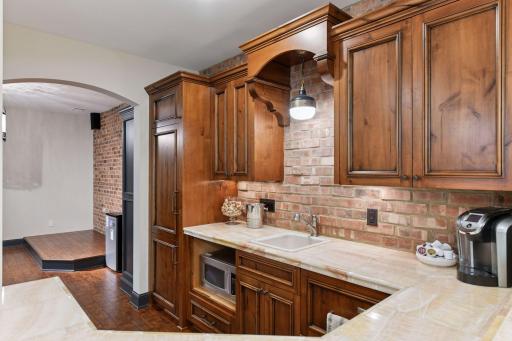 18688 Saint Mellion Place, Eden Prairie, MN 55347