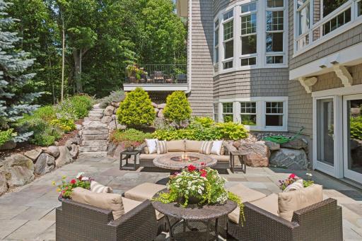 18688 Saint Mellion Place, Eden Prairie, MN 55347