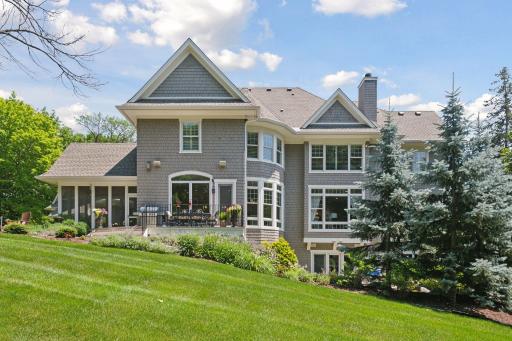 18688 Saint Mellion Place, Eden Prairie, MN 55347