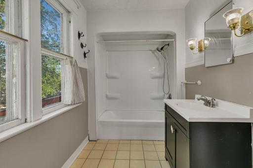 29 Riverside Avenue S, Sartell, MN 56377
