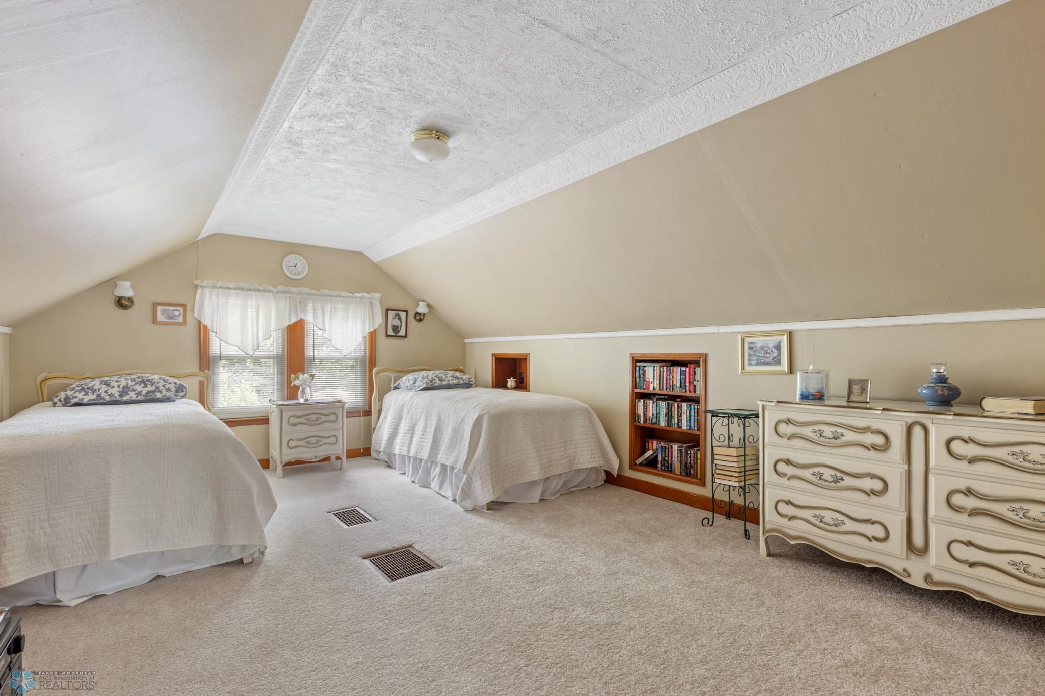 Upper Level Bedroom 3
