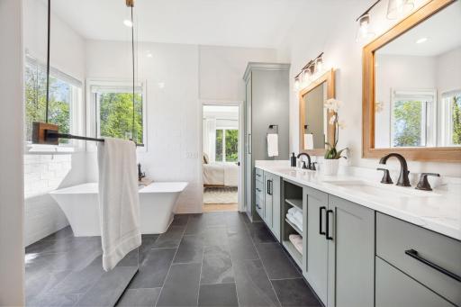 27865 Brynmawr Place, Excelsior, MN 55331