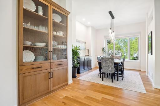 27865 Brynmawr Place, Excelsior, MN 55331
