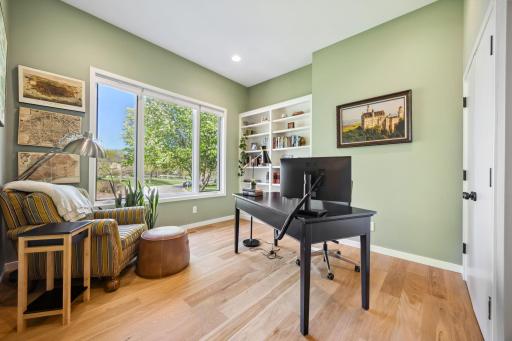 27865 Brynmawr Place, Excelsior, MN 55331