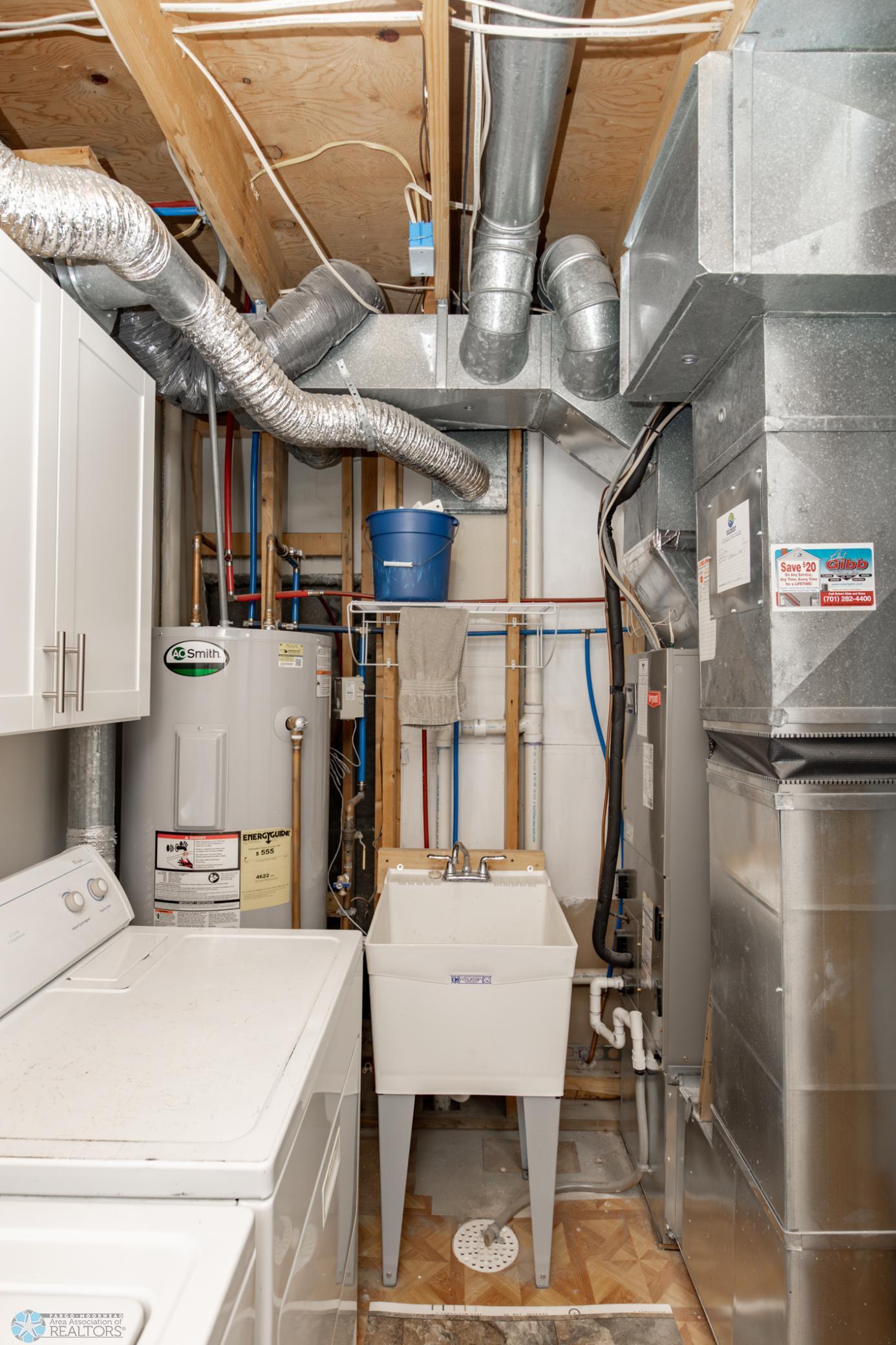 Laundry/Utilities