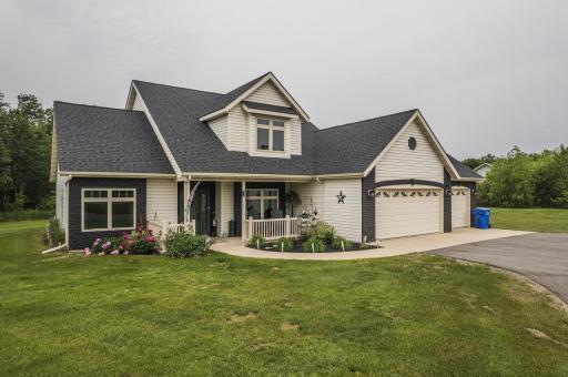 910 Willow Springs Road, Detroit Lakes, MN 56501