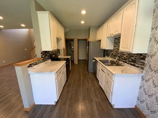 10526 Bay View Lane, Saint Paul, MN 55129