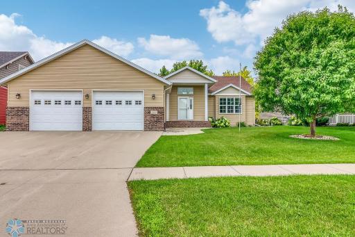 209 37th Avenue E, West Fargo, ND 58078