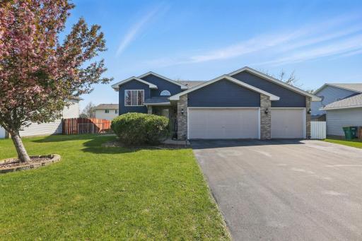 6609 91st Trail N, Minneapolis, MN 55445