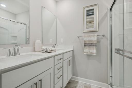 MIN_ColonialManor_AmberFields_PIC_Revere_OwnersBath_F2.jpg