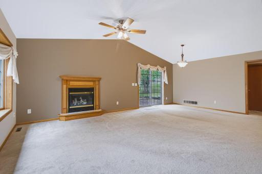 347 Wesley Court, River Falls, WI 54022