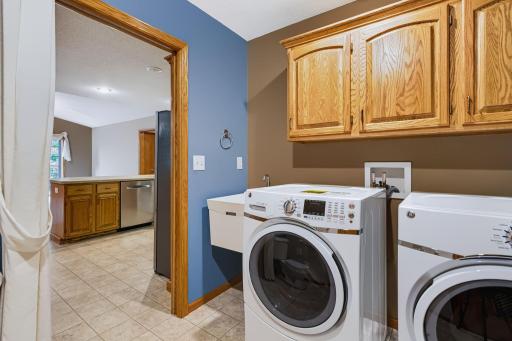 347 Wesley Court, River Falls, WI 54022