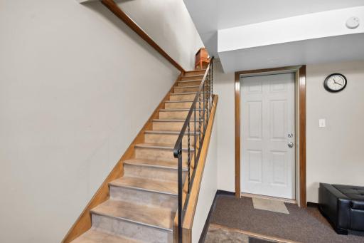 1393 Colonial Drive, Saint Paul, MN 55113