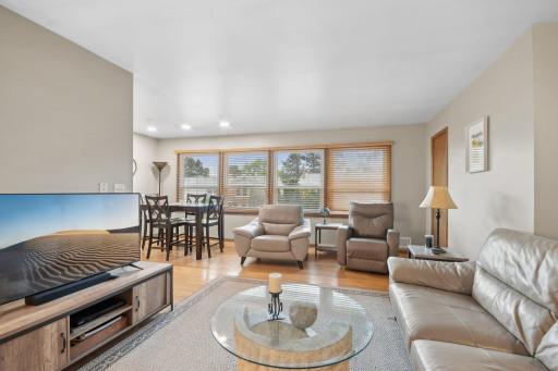 1393 Colonial Drive, Saint Paul, MN 55113
