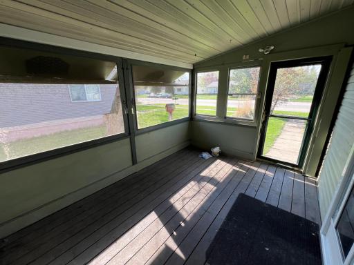 308 Washington Avenue NW, Fertile, MN 56540