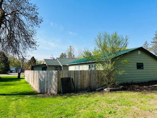 308 Washington Avenue NW, Fertile, MN 56540