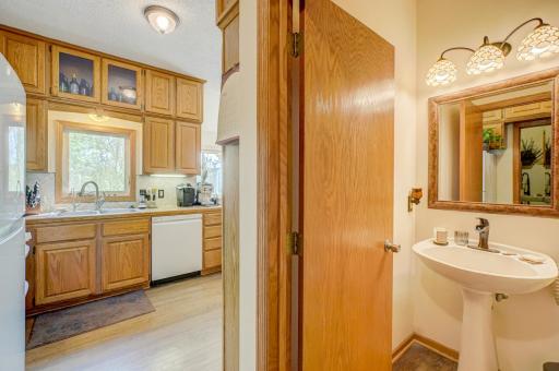 2167 Woodbridge Way, Saint Paul, MN 55125