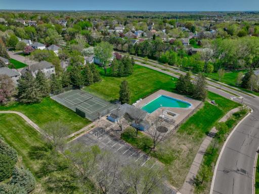 2167 Woodbridge Way, Saint Paul, MN 55125