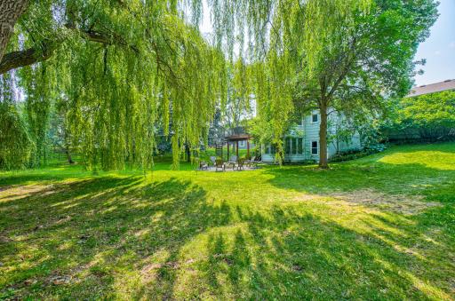 2167 Woodbridge Way, Saint Paul, MN 55125