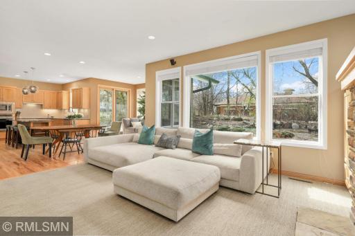 8767 Springwood Drive, Saint Paul, MN 55125