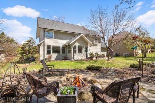 8767 Springwood Drive, Saint Paul, MN 55125
