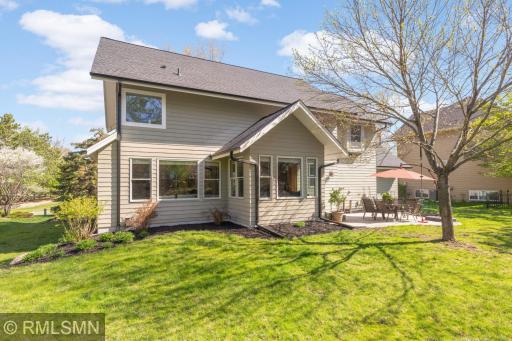 8767 Springwood Drive, Saint Paul, MN 55125