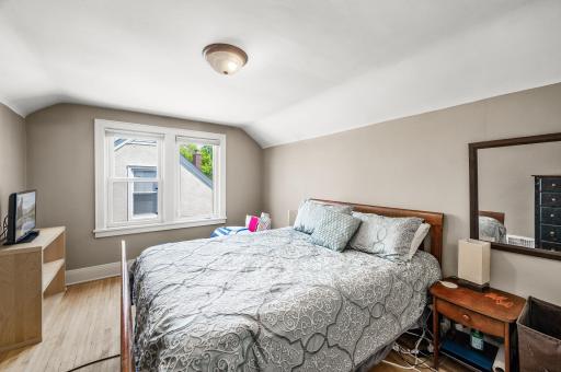 4244 Oakland Avenue, Minneapolis, MN 55407