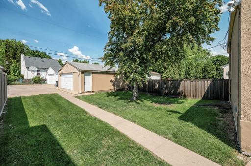 4244 Oakland Avenue, Minneapolis, MN 55407
