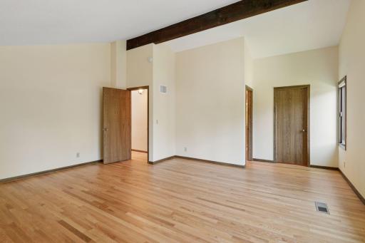10301 Stanley Circle, Bloomington, MN 55437