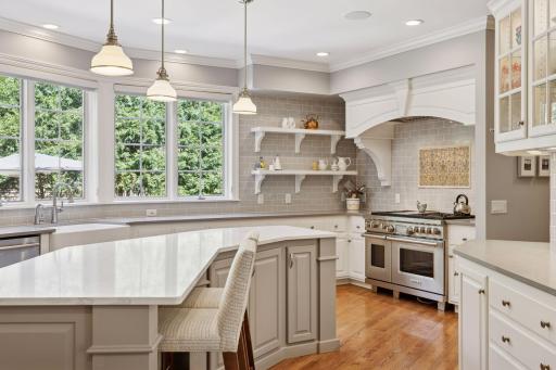 490 Old Long Lake Road, Wayzata, MN 55391