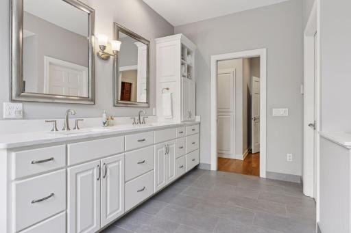 490 Old Long Lake Road, Wayzata, MN 55391