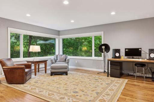 490 Old Long Lake Road, Wayzata, MN 55391