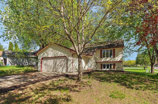 10630 166th Street W, Lakeville, MN 55044